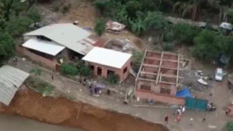 Desborde del río Azirumarca en Monte Canto, Cochabamba