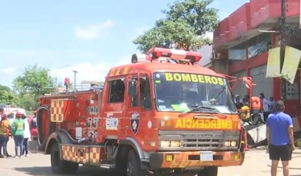 Explosión de gas en negocio de salteñas en Santa Cruz