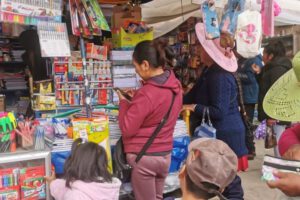 Aumento de precios en materiales escolares en Oruro