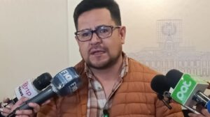 Traslado de poderes del Estado a Sucre propuesto por el diputado Marcelo Pedraza