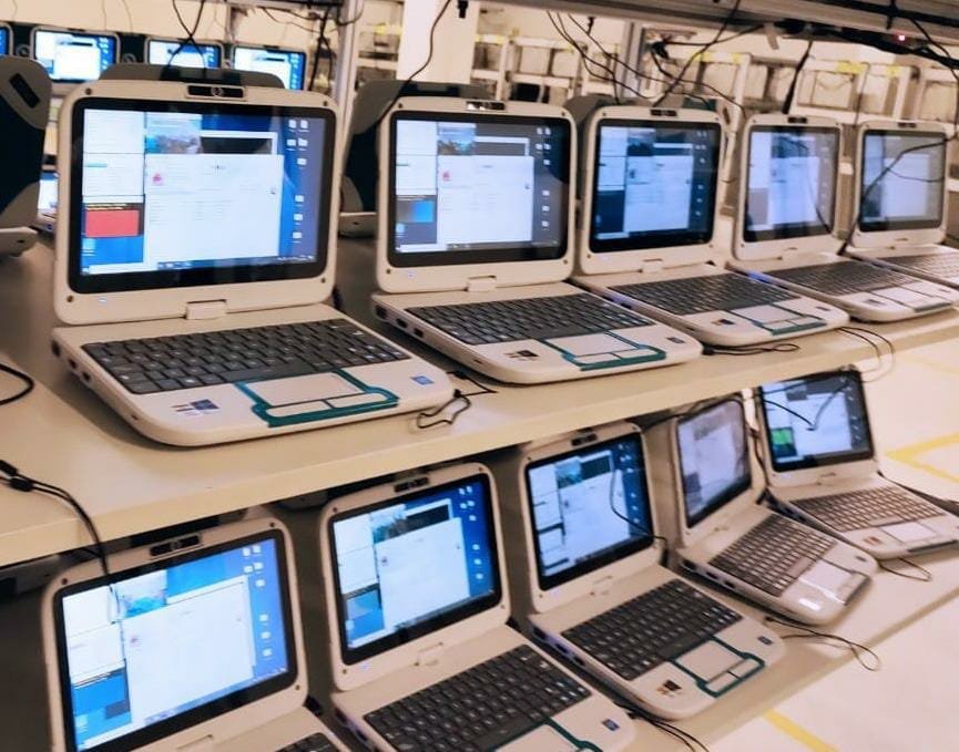 Robo de laptops en colegio de Oruro