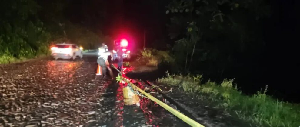 Desaparecidos en Cochabamba tras caída de vagoneta