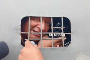 Arresto de camarógrafos durante operación policial