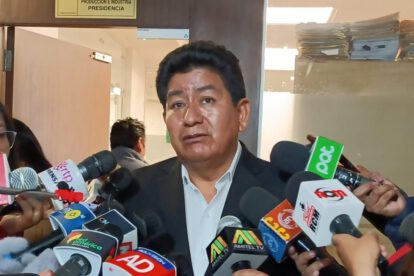 Ministro Montaño defiende a BoA y atribuye críticas a razones políticas
