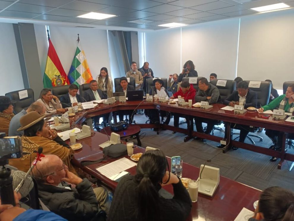 Cielos abiertos en Bolivia y el interés de aerolíneas extranjeras