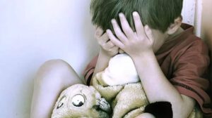 profesora de pre kínder denunciada por lesiones a un niño