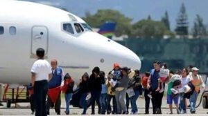 Deportación de bolivianos detenidos en Estados Unidos