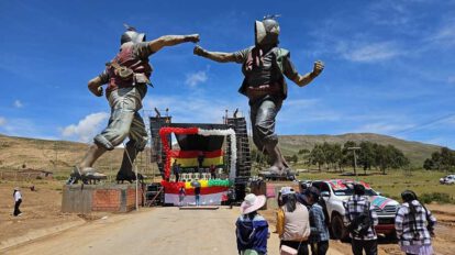Inauguración del Monumento al Tinku en Chayanta