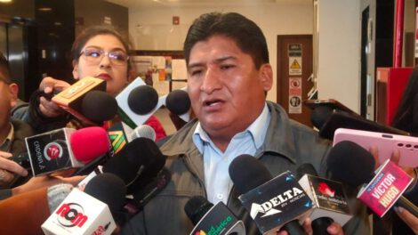 Créditos para proyectos industriales en Bolivia anunciados por el diputado Andrés Flores