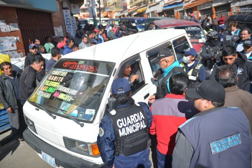 Controles de tarifas de pasaje en La Paz