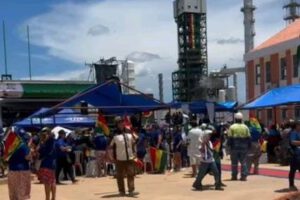 Inauguración del Complejo Siderúrgico del Mutún como un show político