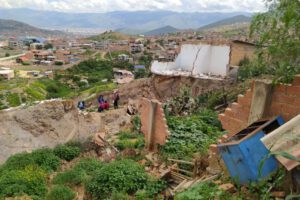 Deslizamientos en Cochabamba y evaluación de daños