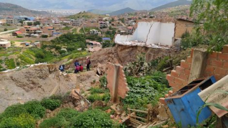 Deslizamientos en Cochabamba y evaluación de daños