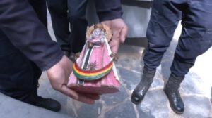Hombre robó imágenes en cementerio de Cochabamba