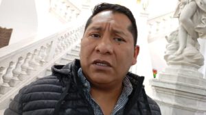Freddy López defiende su militancia en el MAS