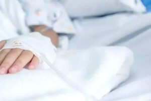 Madre enfrenta detención preventiva por prender fuego a su hija en Pando