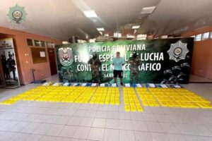 Policía descubre droga camuflada en cuerdas