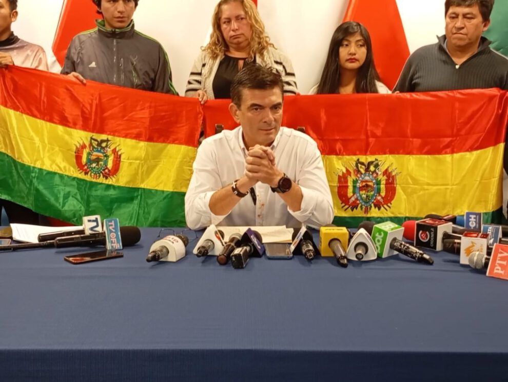 Senador Rodrigo Paz denuncia terrorismo político tras acusaciones sobre el puente 4 de julio