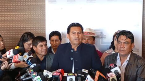 Renuncia al MAS por parte de diputados evistas