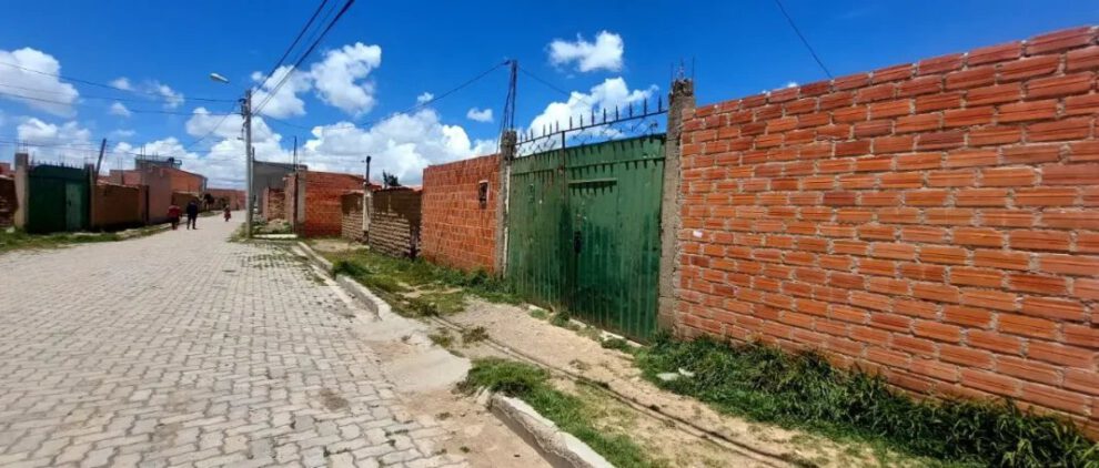 asalto violento en Cosmos 79 en El Alto