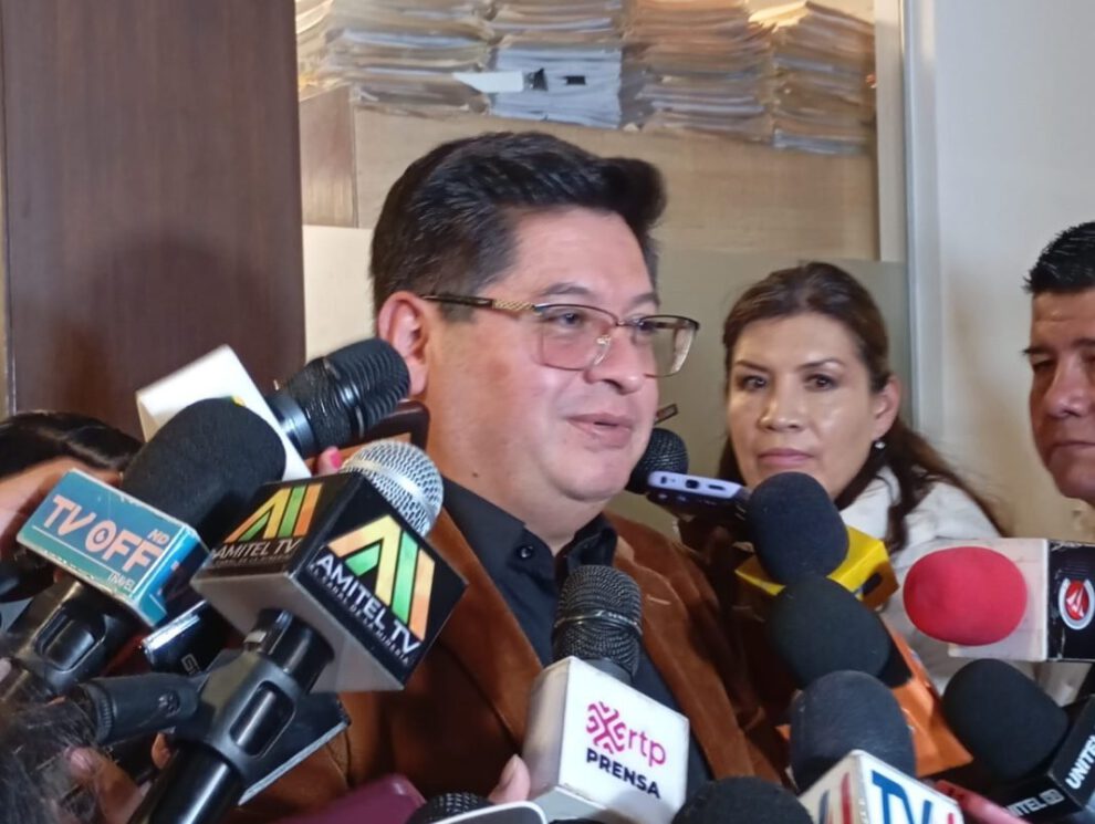 Marcelo Montenegro defiende su gestión ante acusaciones de corrupción