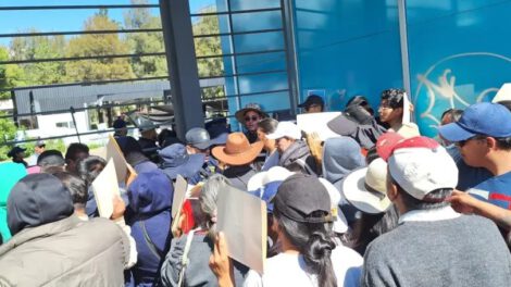 Cobros irregulares en Cochabamba durante la adjudicación de espacios