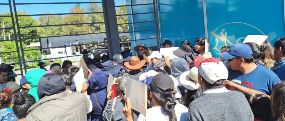 Cobros irregulares en Cochabamba durante la adjudicación de espacios