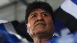 Evo Morales renuncia al MAS