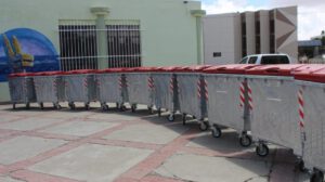 Carnaval limpio con donación de contenedores y baños químicos