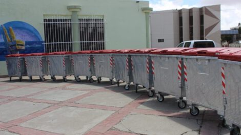 Carnaval limpio con donación de contenedores y baños químicos