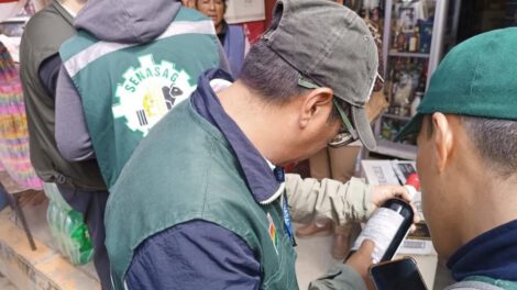 Control de bebidas y espumas para proteger la salud