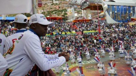 Nansana Kids en el Carnaval de Oruro
