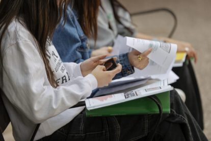 Reducir el uso del móvil mejora la salud mental
