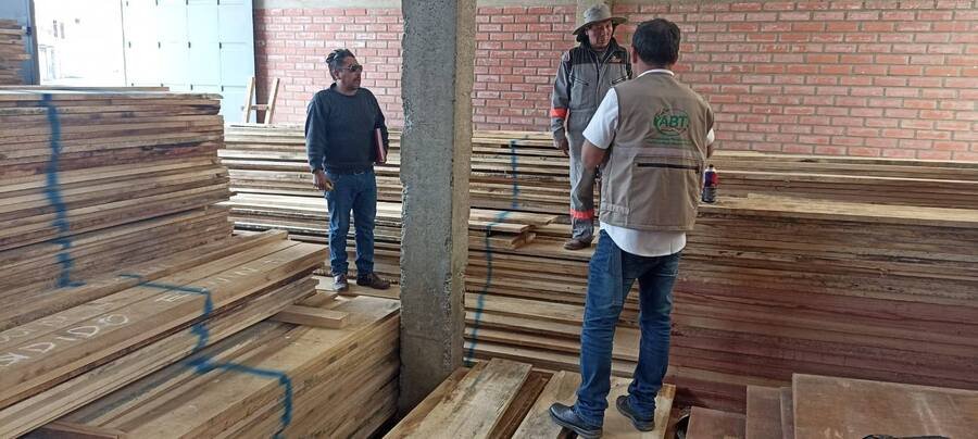 Madera ilegal El Alto