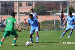 Reunión clave definirá futuro del torneo provincial de fútbol