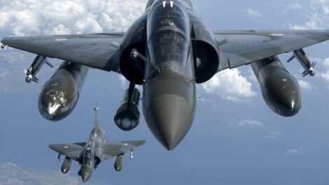 Ucrania frustra ataque ruso con aviones F-16 y Mirage-2000