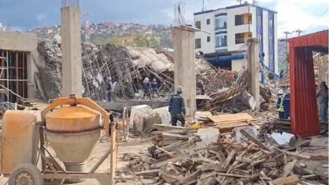 Colapso losa construcción Fexco en la Feria Exposición Internacional de Cochabamba