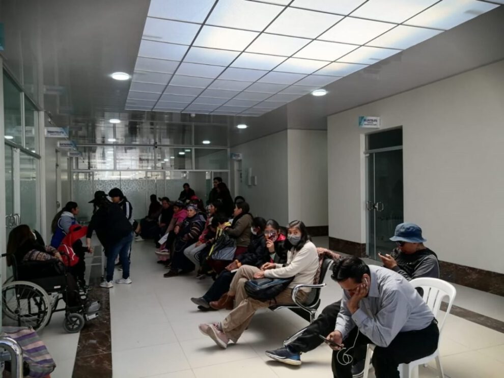 Falta de contratación de personal en hospitales