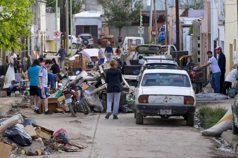 inundaciones en Bahía Blanca, Argentina