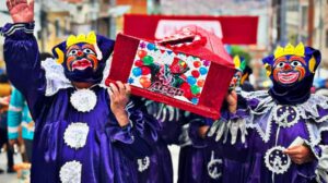Entierro del Pepino en el carnaval de La Paz