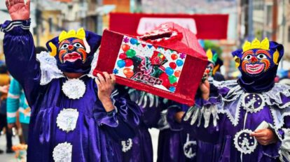 Entierro del Pepino en el carnaval de La Paz