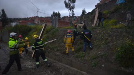 Lluvias en La Paz causan derrumbes y afectan más de 40 viviendas