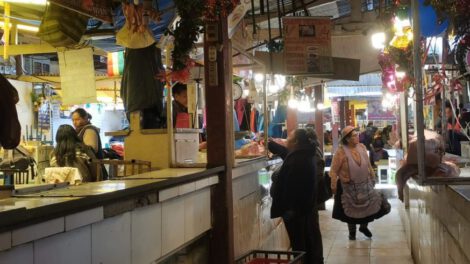 Falta de pollo en Oruro