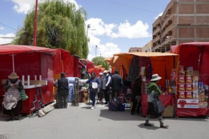 Reubicación de ferias de temporada en Oruro
