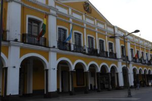 horario continuo Cochabamba