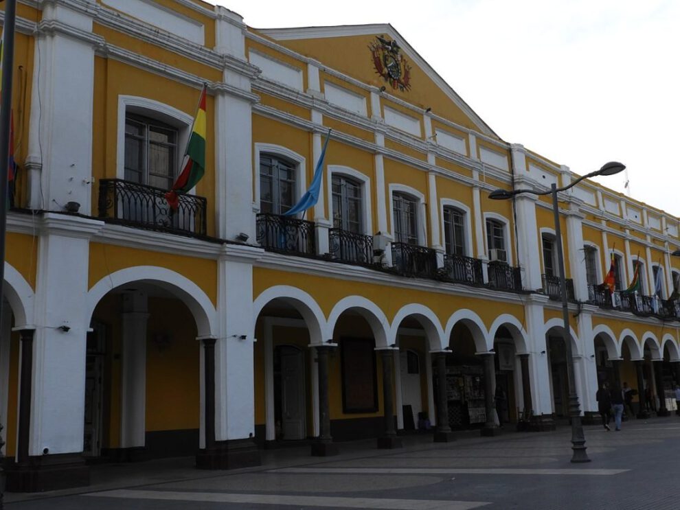 horario continuo Cochabamba