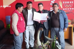 Nueva directiva del automovilismo orureño encabezada por Josué Vidal