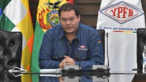 Abastecimiento de combustible en Bolivia por YPFB