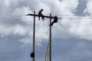 Corte de luz en Oruro debido a intensas lluvias