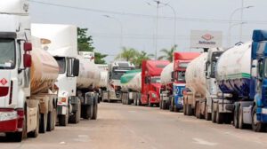 Abastecimiento de combustible en Bolivia